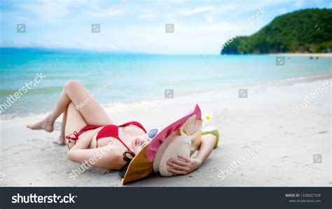 Sexy Woman Red Bikini Sunhat On Stock Photo 1328007338 Shutterstock