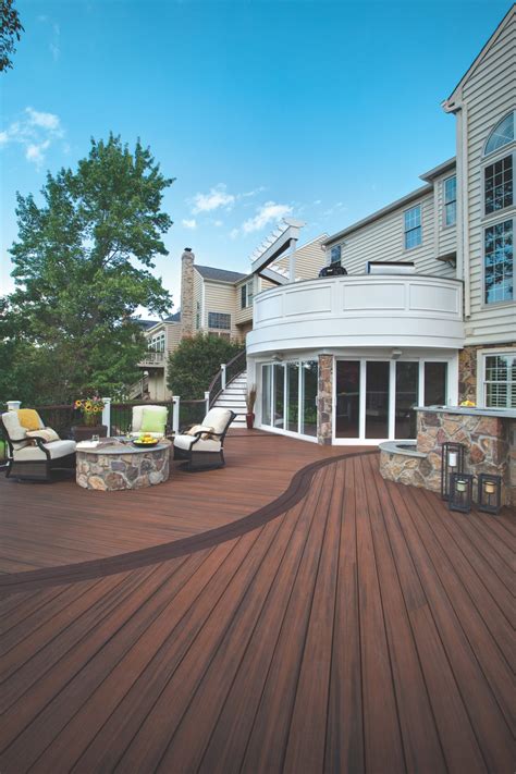 Trex Decking With Firepit