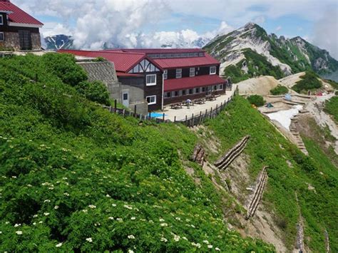 燕岳・燕山荘の魅力