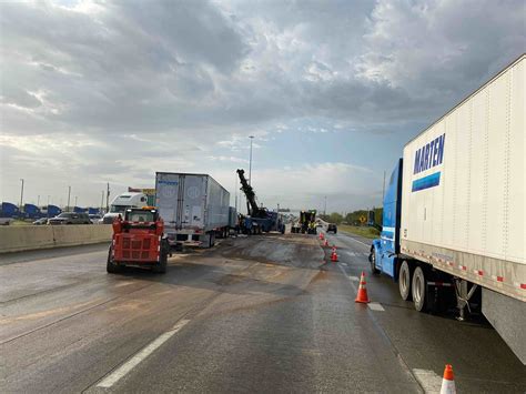 Txdot Hou District On Twitter Crews Continue The Clean Up Of The