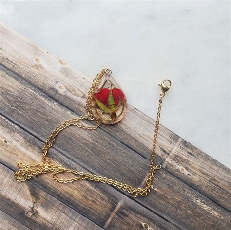 Real Rose Bud Necklace Pressed Flower Resin Jewelry Etsy