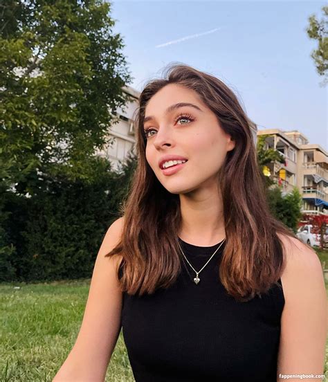 Cemre Baysel Cemrebaysel Nude OnlyFans Leaks Fappening FappeningBook