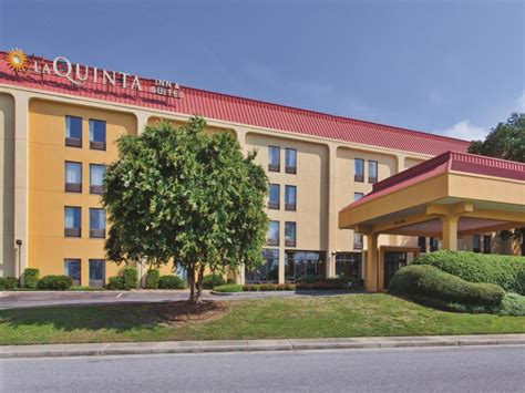 La Quinta Inn & Suites by Wyndham Charleston Riverview Hotel ...