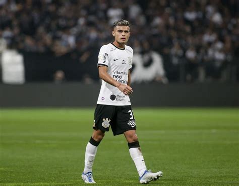 Entenda Por Que Fausto Vera Do Corinthians Tira A Cor Verde De Suas