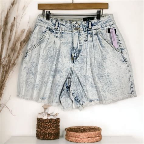 Wild Fable Shorts Wild Fable Super High Rise Acid Wash Mom Denim