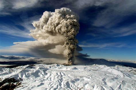 Study Shows Small Volcanic Eruptions Have Helped Curb Global Warming