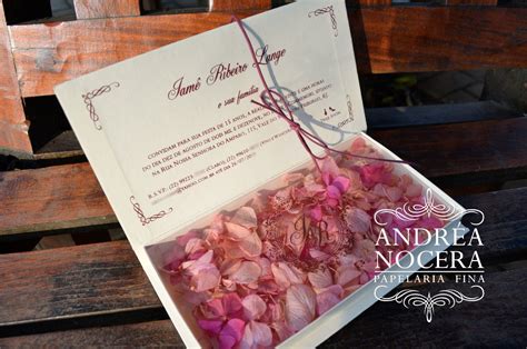 Convite de anos cor Nude Flores Secas cód Atelier Andrea Nocera