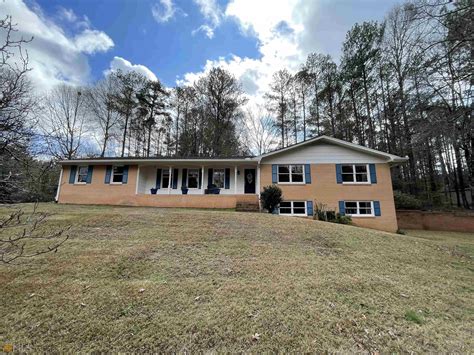 315 Pine Trail Rd Fayetteville Ga 30214 Mls 20091444 Coldwell Banker