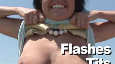 Liz Inkgood Flashes Tits Booty Downtown Cute Girls Clips Sale