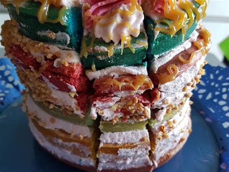 Biskuit Naked Cake Mit Dominotorte Rezept Kochbar De