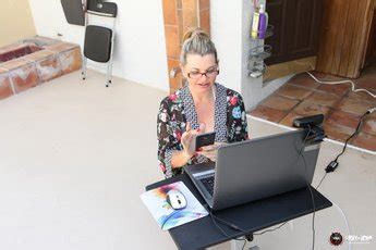 Milf Slut Vicky Vette Hoses Off Her Tits In Shower Photos