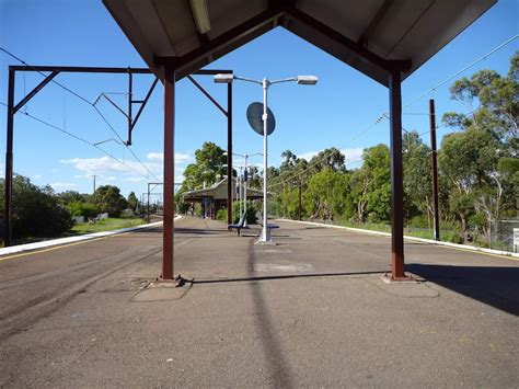 Mt Kuring Gai Track To Berowra Station Walking Track