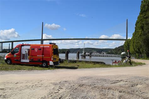 Une Femme D C De Apr S Une Chute Depuis Le Pont De Brotonne En Seine