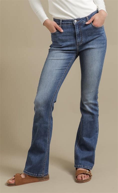 Low Rise Bootleg Jeans Pagani