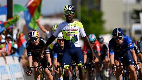 Biniam Girmay La nouvelle étoile africaine du cyclisme sur le Tour de