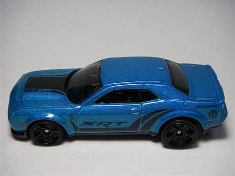 最新 ホットウィール 青 ダッジ チャレンジャー SRT デーモン ルース Hot Wheels 乗用車 売買されたオークション