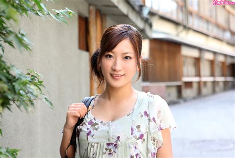 JapaneseBeauties Ayumi Hiraoka jav model Free JavIdol nude picture gallery 平岡歩 AV女優ギャラリー 無修正エロ画像