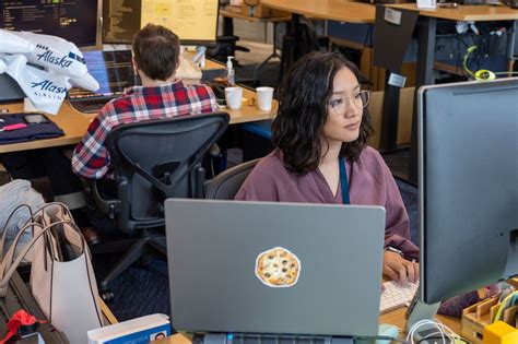 For Laid Off Tech Workers Seattle Job Market Is No Longer Quite So