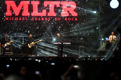 Foto Michael Learns To Rock Tampil Di 90s Festival