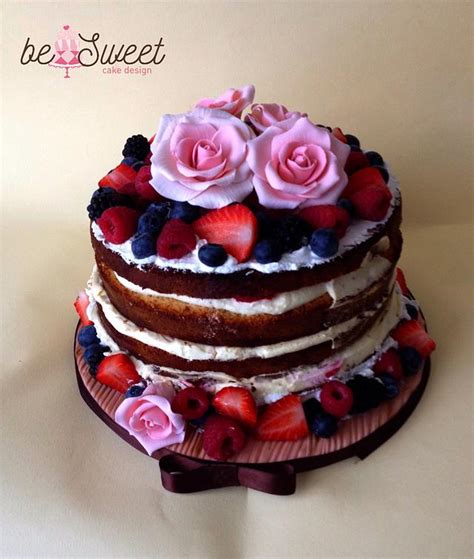 Naked Cake Decorated Cake By Besweet Cakesdecor