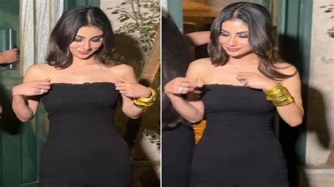 Mouni Roy Trolls India News