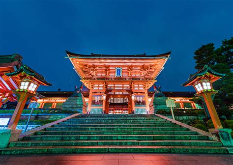 Fushimi Inari Shrine at Night: Kyoto, Japan Tips - TravelCaffeine.com