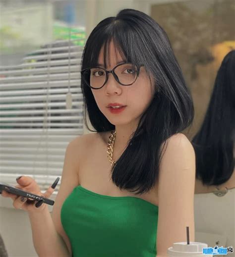 Hot Teen Quế Nhi