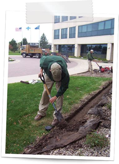 Edging Install Basics - Lawn Edging, Paver Edging & Green Roof ...