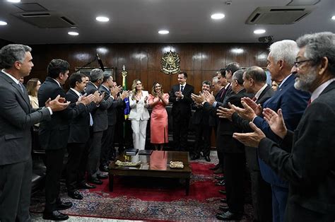 Suplentes Dos Ministros De Lula Tomam Posse No Senado Federal Metr Poles