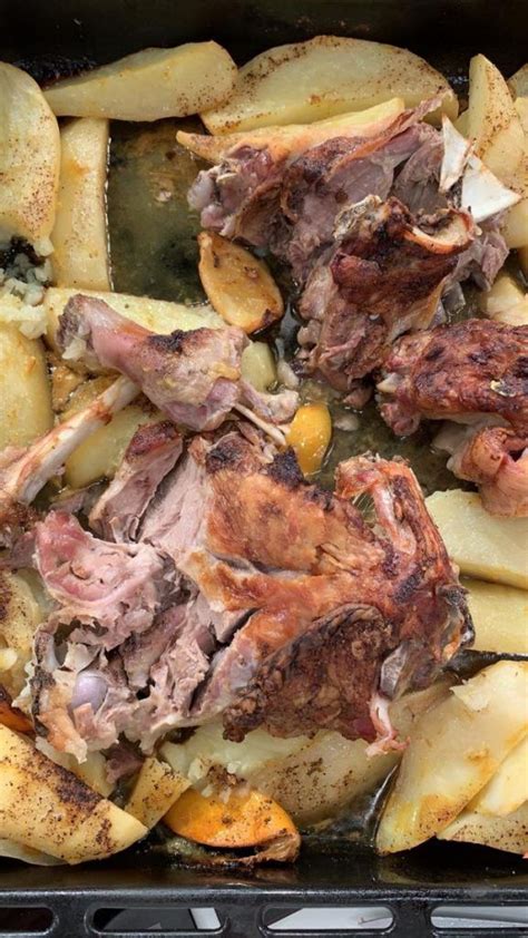 Greek Style Roast Lamb With Lemon And Potatoes