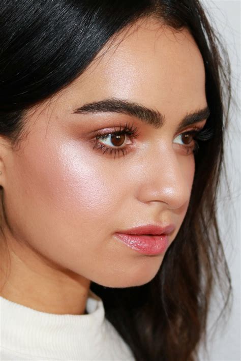 Glowy Makeup Look By Amyserrano Tutorial On Youtube Natural Makeup For