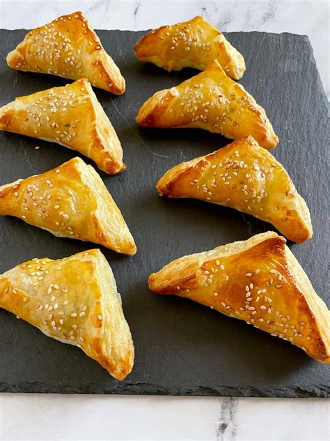 Spinach and Feta Bourekas (Puff Pastry Appetizers) - Danas Table