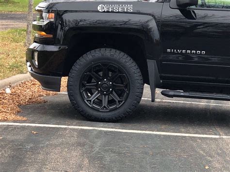 2017 Chevrolet Silverado 1500 With 20x9 1 Fuel Siege And 33105r20 Nitto Ridge Grappler And