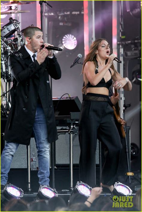 Full Sized Photo Of Nick Jonas Tove Lo Perform Jimmy Kimmel 17 Nick