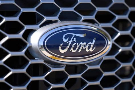 Ford producirá en EE UU más vehículos de gasolina y menos de la