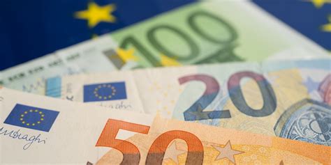 Kurs Euro Eur Pln Notowania Walut Marca