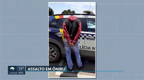 Vídeo Bandidos Assaltam ônibus Na Via Estrutural Df2 G1