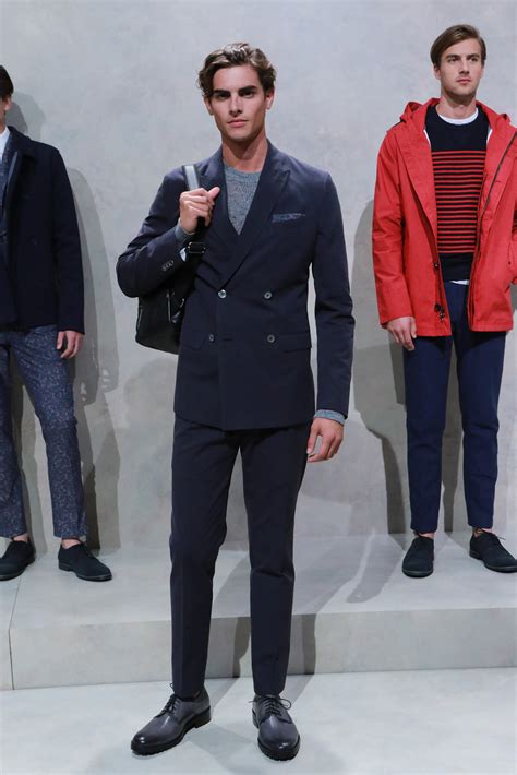 Banana Republic Ready To Wear Spring 2016