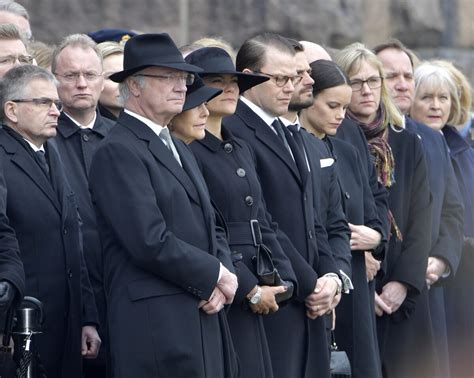 Photo Le Roi Carl XVI Gustaf La Reine Silvia La Princesse Victoria