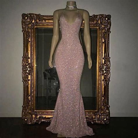 Pink Sparkly Mermaid Prom Dresses Halter Neck V Neck Backless Sexy