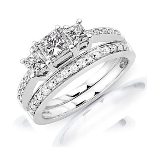 Diamond Wedding Ring Set on - JeenJewels