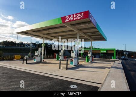 Asda petrol station Stock Photo: 27320518 - Alamy