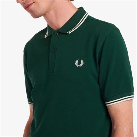 【fred Perry フレッドペリー】fred Perry Shirt M3600（406 Ivy Snow White）