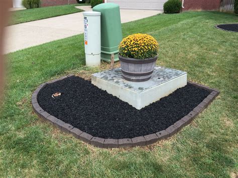 Rubber Mulch Blog | Mulch landscaping, Rubber mulch, Black rubber mulch