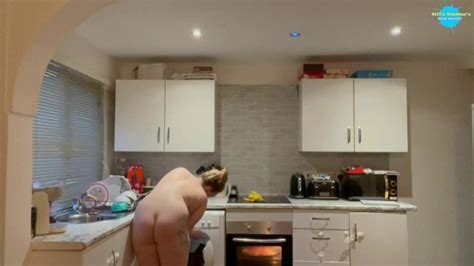 AMATEUR TEENAGER 裸体清洁 Pornhub