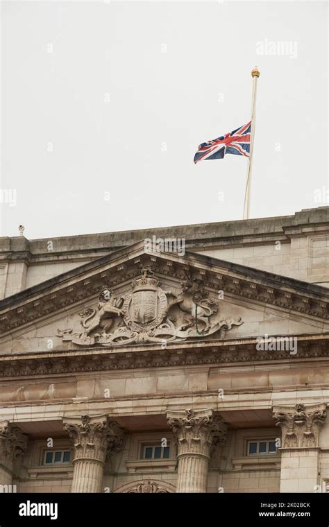 Flag Flying At Half Mast At Buckingham Palace Stock Photo Alamy