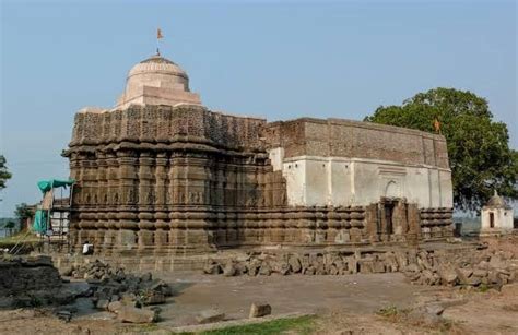 Khandesh Best Temples - विवेक मराठी