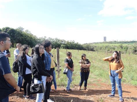 Alunos do Curso de Tecnologia em Gestão Empresarial realizaram visita