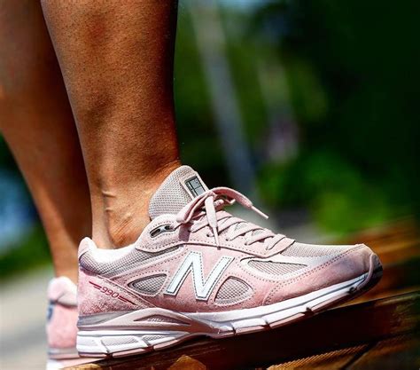 Giày New Balance 990v4 Pink Ribbon M990kmn4 Jordan 1