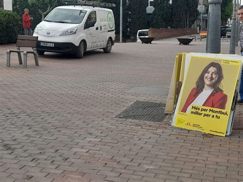 Esquerra Denuncia La Retirada De Cartells Prop Dels Collegis